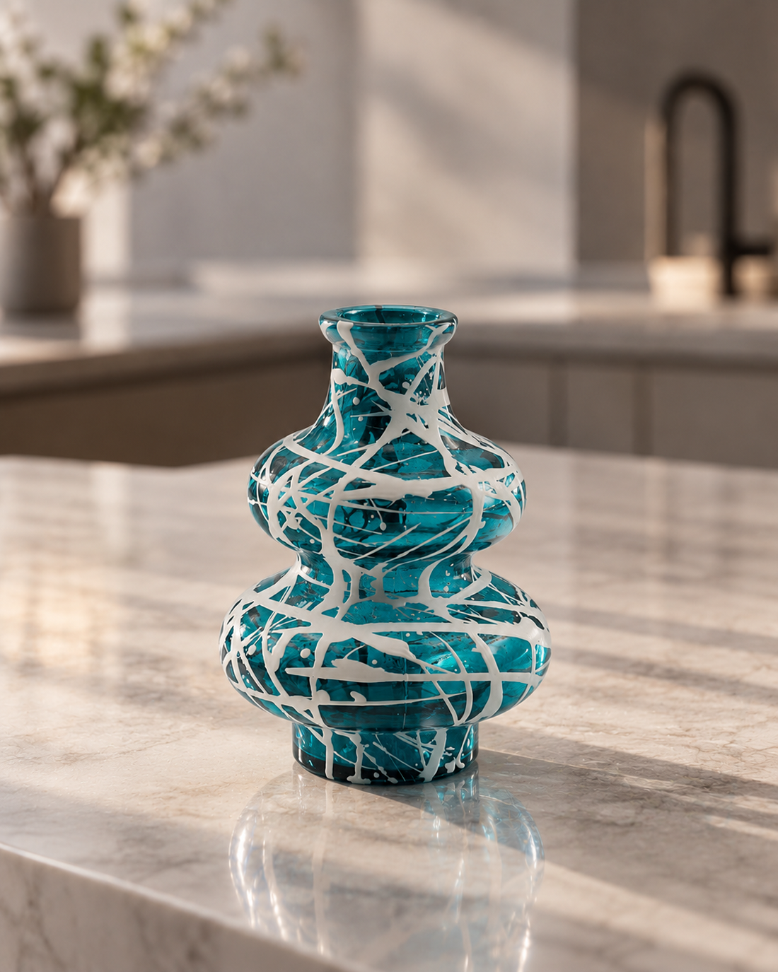VASO IN VETRO BLU GEOMETRICO